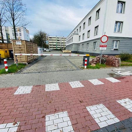 Apartament Walczaka 43 Miejsce Parkingowe Gorzow Wielkopolski Dış mekan fotoğraf