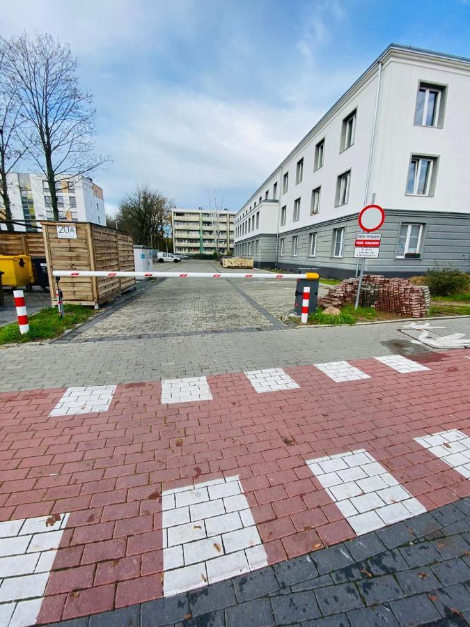 Apartament Walczaka 43 Miejsce Parkingowe Gorzow Wielkopolski Dış mekan fotoğraf
